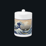 Great Wave Off Kanagawa & Mount Fuji Japan Sea<br><div class="desc">"The Great Wave off Kanagawa", auch bekannt als "Under the Wave off Kanagawa", ist ein faszinierender Holzschnitt des renommierten japanischen Künstlers Katsushika Hokusai. Sie wurde um 1831 erschaffen und ist Teil einer Serie mit dem Titel "36 Ansichten des Fuji Monte". Das Kunstwerk zeigt eine Szene von immensem Power und kontrastreichen...</div>