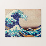 Great Wave Off Kanagawa Vintage japanische Kunst Puzzle<br><div class="desc">Katsushika Hokusai The Great Wave Off Kanagawa (1830) The Great Wave off Kanagawa, auch bekannt als The Great Wave oder einfach The Wave, ist ein Ukiyo-e des japanischen Künstlers Hokusai, veröffentlicht irgendwann zwischen 1830 und 1833 in der späten Edo-Periode als der erste in Hokusai's Thie sechsunddreißig Ausblicke auf den Fuji....</div>