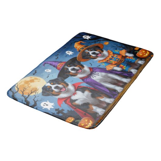 Greater Swiss Mountain Dog Pumpkin Halloween Funny Badematte (Schrägansicht)