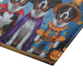 Greater Swiss Mountain Dog Pumpkin Halloween Funny Schneidebrett (Ecke)