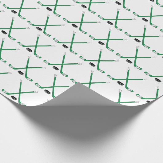 Gree Crossed Hockey Sticks und Puck Wrapping Paper Geschenkpapier (Ecke)