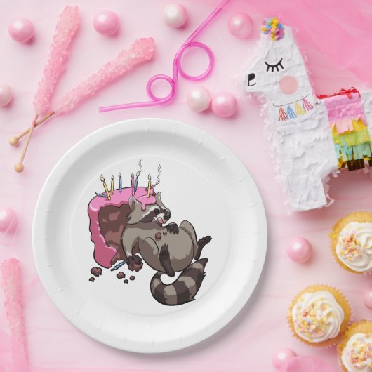 Greedy Raccoon Full of Birthday Cake Cartoon Pappteller (Party)