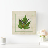 Green 3 Leaf Fall Season Themed Square Uhr (Zuhause)