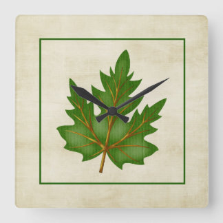 Green 3 Leaf Fall Season Themed Square Uhr