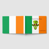 Green 4 Leaf Kleeblatt Skull mit Hut Gästebuch (Voll)