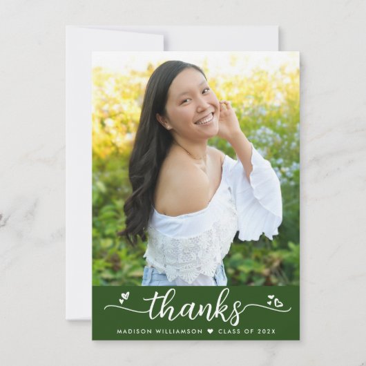 Green Abschluss Foto Modernes, elegantes Script He Dankeskarte (Vorderseite)