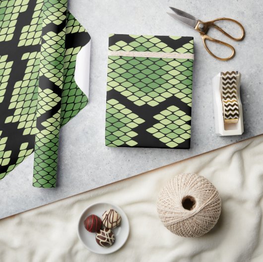 Green African Wildlife Snage Animal Print Muster Geschenkpapier (Kunsthandwerk)