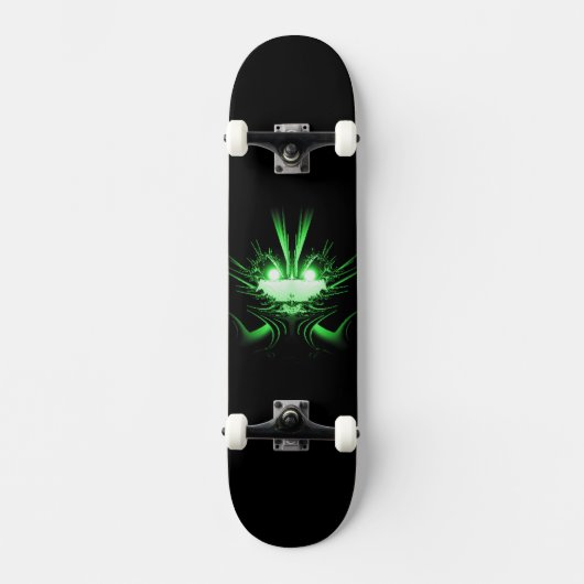 Green Alien Dragon w Glow Eyes Skateboard (Vorderseite)