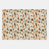 Green and Beige Christmas Forest Village Snowflake Geschenkpapier Set (Vorderseite)