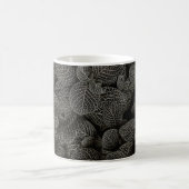 GREEN AND BROWN PINE CONES KAFFEETASSE (Mittel)