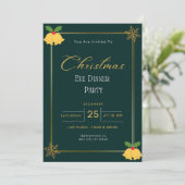 Green and Gold Christmas Eve Party Einladung (Stehend Vorderseite)