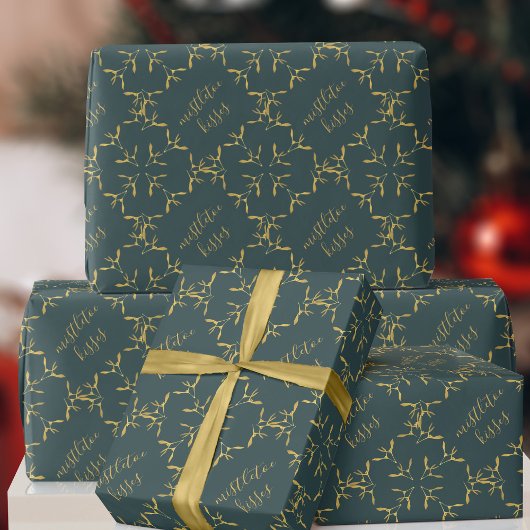 Green and Gold Mistletoe Christmas Wrapping Paper Geschenkpapier