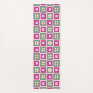 Green and Magenta Boxed Floral Yoga Mat Yogamatte