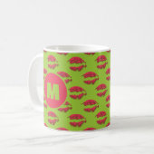 Green and Red XOXO Kissing Lips Personalized Kaffeetasse (Vorderseite Links)
