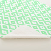 Green and white diamond pattern sherpadecke (3/4)