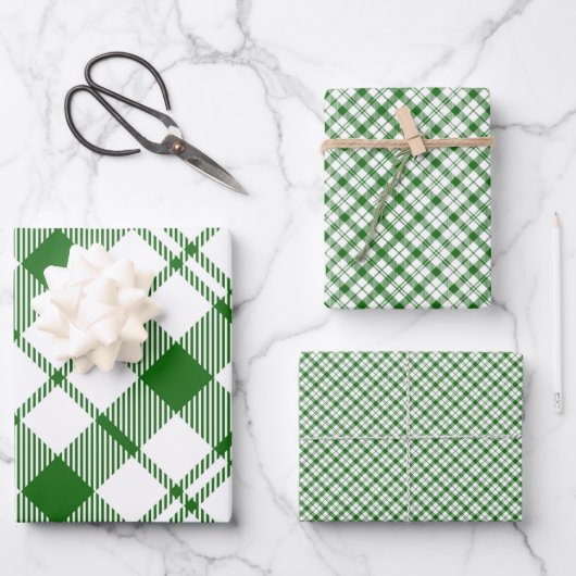 Green and White Pläd Wrapping Paper Sheets Geschenkpapier Set (Vorderseite)
