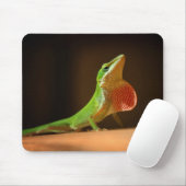Green Anole Lizard mit Red Thraot Mousepad (Mit Mouse)