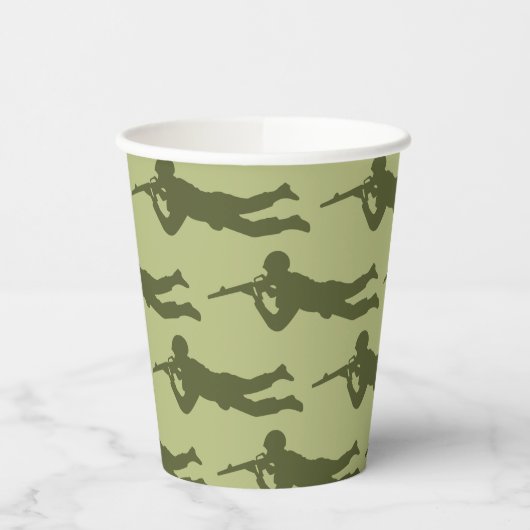 Green Army Man Sniper Pose Pappbecher (Links)