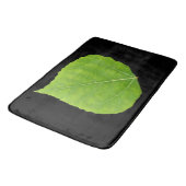 Green Aspen Leaf #11 Badematte (Schrägansicht)