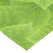 Green Aspen Leaf #11 Tischdecke (Schrägansicht)