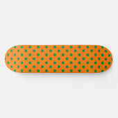 Green auf Orange Polka Dots Design Skateboard (Horizontal)