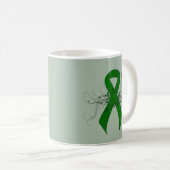Green Awareness Ribbon mit Butterfly Kaffeetasse (VorderseiteRechts)