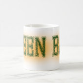 Green Bay-Grün und GoldSchmutz Kaffeetasse (Mittel)