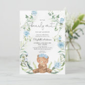 Green Bear Blue Floral Boy Baby Shower Einladung (Stehend Vorderseite)