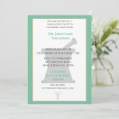 Green Beige Mortar Pestle Pharmacy Abschluss Einladung (Stehend Vorderseite)