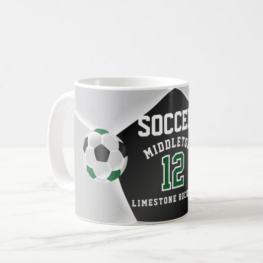 Green, Black and White ⚽ Fußball Sport Kaffeetasse (Vorderseite Links)