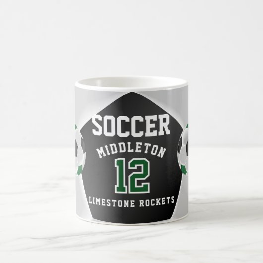 Green, Black and White ⚽ Fußball Sport Kaffeetasse (Mittel)