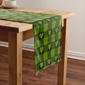 Green Black Buffalo Heart Plaid Table Runner Kurzer Tischläufer (Beispiel)