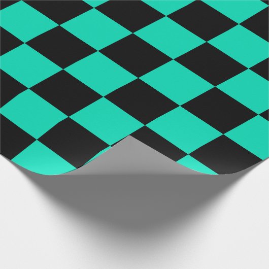 Green Black Checkered Karo Pattern Geschenkpapier (Ecke)