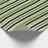 Green Black Stripes Geschenkpapier (Ecke)