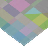 Green Blue Lila Geometric Tischdecke (Schrägansicht)