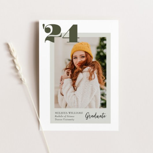 Green Bold Modern Class of 2024 4 Foto Abschluss Einladung