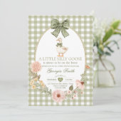 Green Bow Gingham Silly Goose Baby Shower Einladung (Stehend Vorderseite)