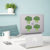 Green Broccoli Aufkleber (Laptop auf Schreibtisch)