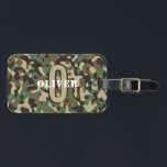 Green Brown Beige Camouflage Camouflage Monogram N Gepäckanhänger<br><div class="desc">Ein grün,  braun und beige Tarnmuster Design für Menschen,  die Dinge Camouflage Liebe. Der Text des Designs ist anpassbar und kann mit dem Namen und dem Initialnamen einer Person personalisiert werden. Mit dem Design-Tool können Sie die Farbe der Tarnflappen ändern. Viel Spaß beim Anpassen und Personalisieren des Designs.</div>