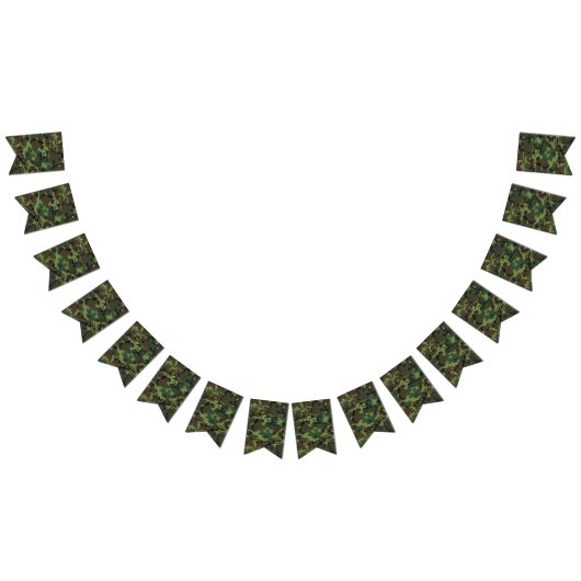 Green Brown Camouflage. Camouflage Wimpelkette (Alle)