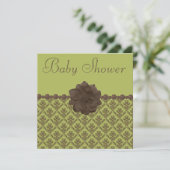 Green & Brown Damask, Blume & Pearls Babydusche Einladung (Stehend Vorderseite)