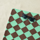 Green Brown Diamond Schachbrett Muster Strandtuch (Beispiel)