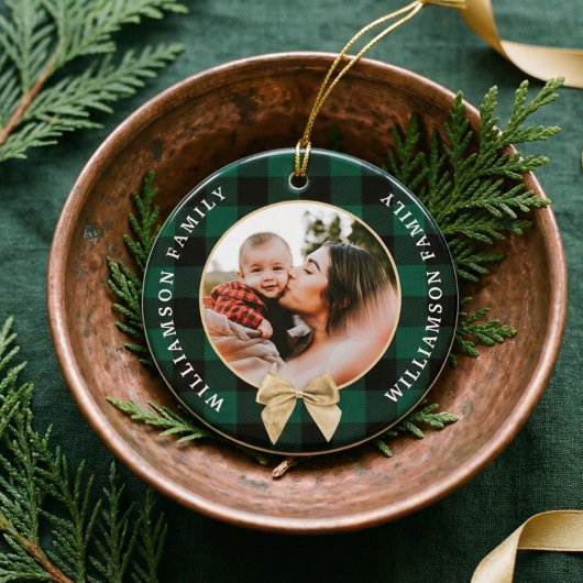 Green Buffalo Kariert Pattern Gold Bow Family Foto Keramik Ornament