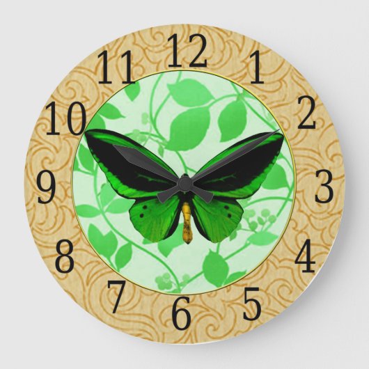 Green Butterfly On Green Leaves Clock Große Wanduhr (Vorderseite)