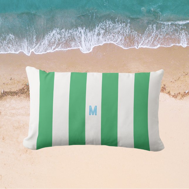Green Cabana Strip & Personalisiert Blue Monogram Kissen Für Draußen (Von Creator hochgeladen)