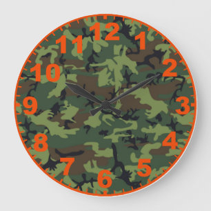 Green Camo Clock With Numbers Große Wanduhr