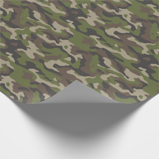 Green Camouflage Muster Geschenkpapier (Ecke)