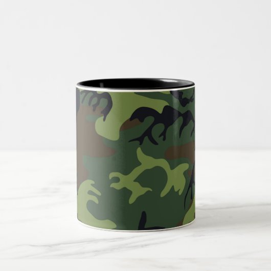 Green Camouflage Muster Zweifarbige Tasse (Mittel)