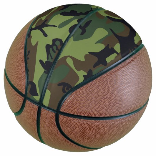 Green Camouflage Pattern, militärisches Muster, Ar Basketball (angewinkelt)