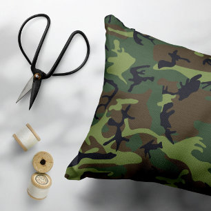 Green Camouflage Pattern, militärisches Muster, Ar Dekokissen